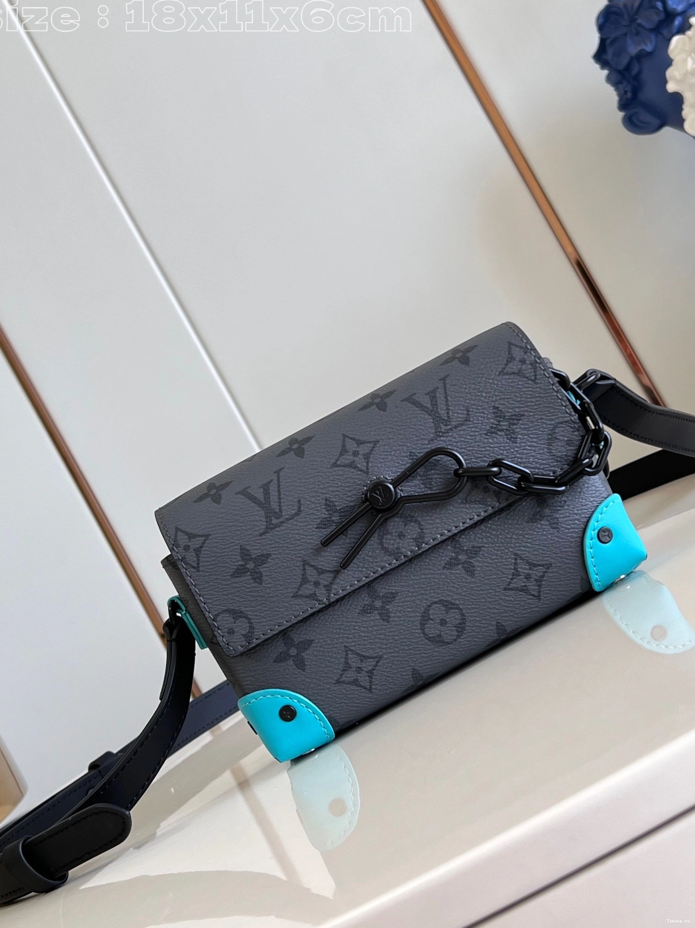 Affordable LOUIS VUITTON Steamer Wearable Wallet-18*11*6.5CM 0820